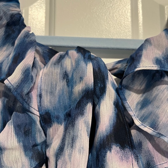 NWT Banana Republic Factory flirty tie back ruffle tank - Picture 7 of 7